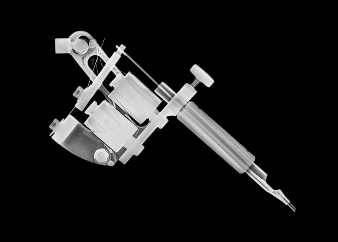 xray of a Tattoo gun