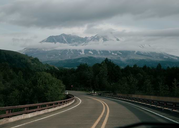 Road to Saint Helens