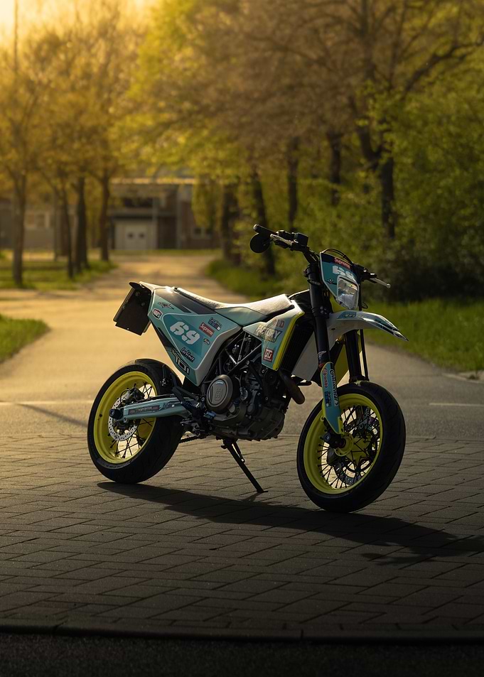 701 Suptermoto