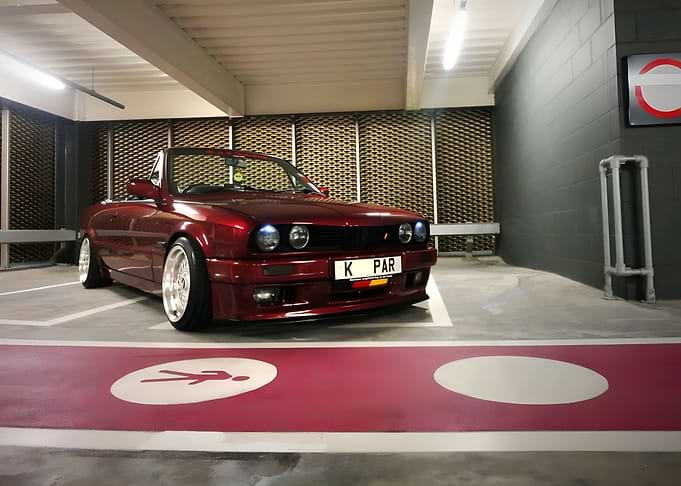 BMW e30