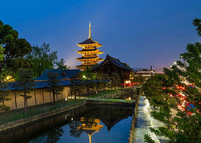 Toji Kyoto in the evening