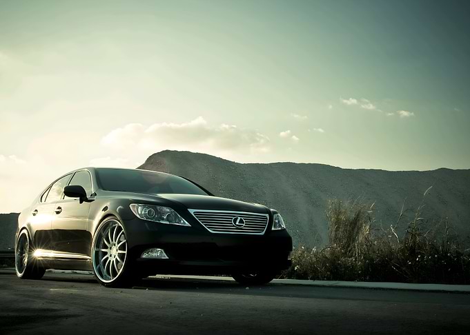 Lexus LS