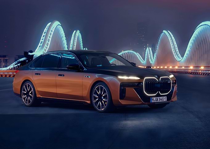 Bmw i7 M70