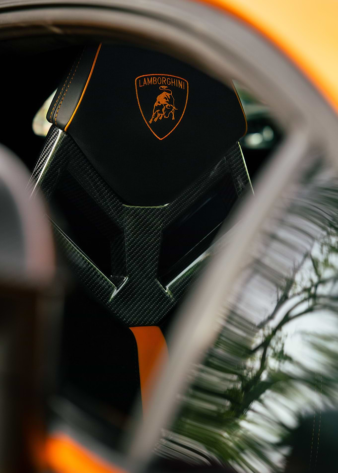 OC Aventador SV 750 Seat