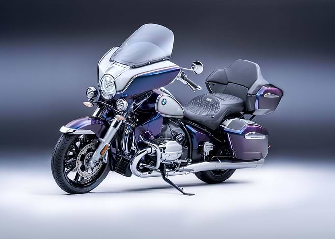 BMW R18