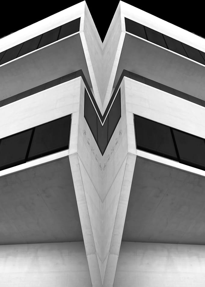 Shades of Symmetry 4