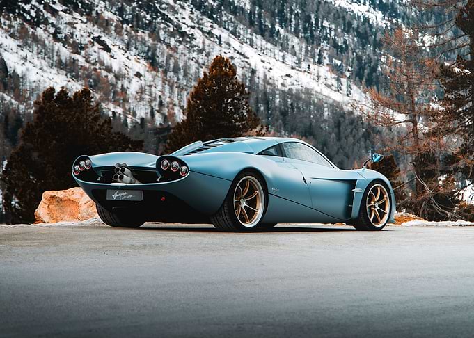 Pagani Huayra codalunga