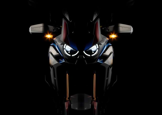 HONDA AFRICA TWIN FRONT
