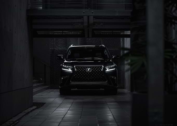 Silhouette Lexus GX