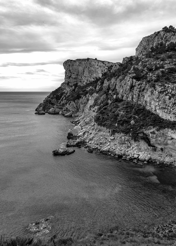 Black and white cliffs sea