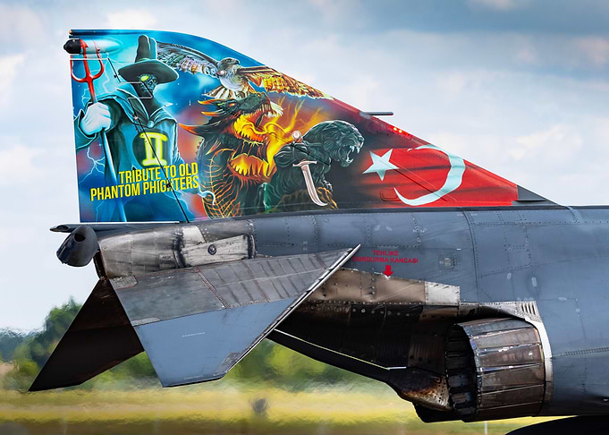 F4 phantom