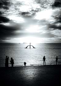 Black n White Sun