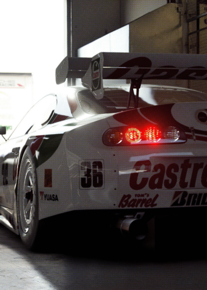 NISSAN GTR