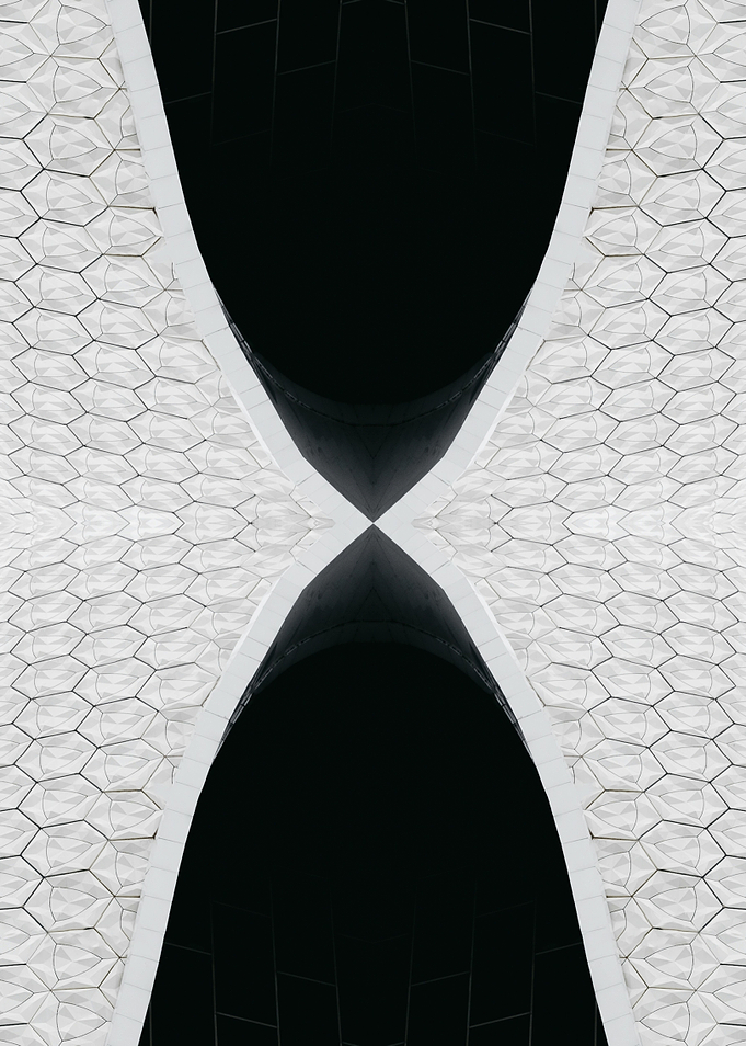 Patterned Symmetry 32