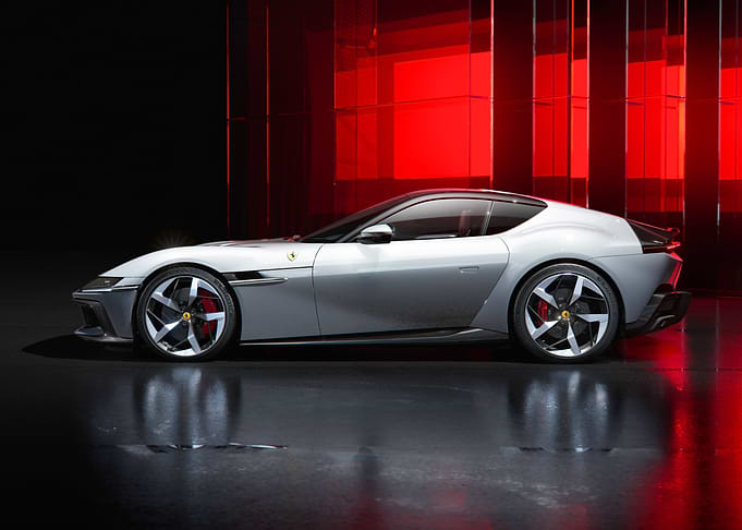 ferrari 12cilindri