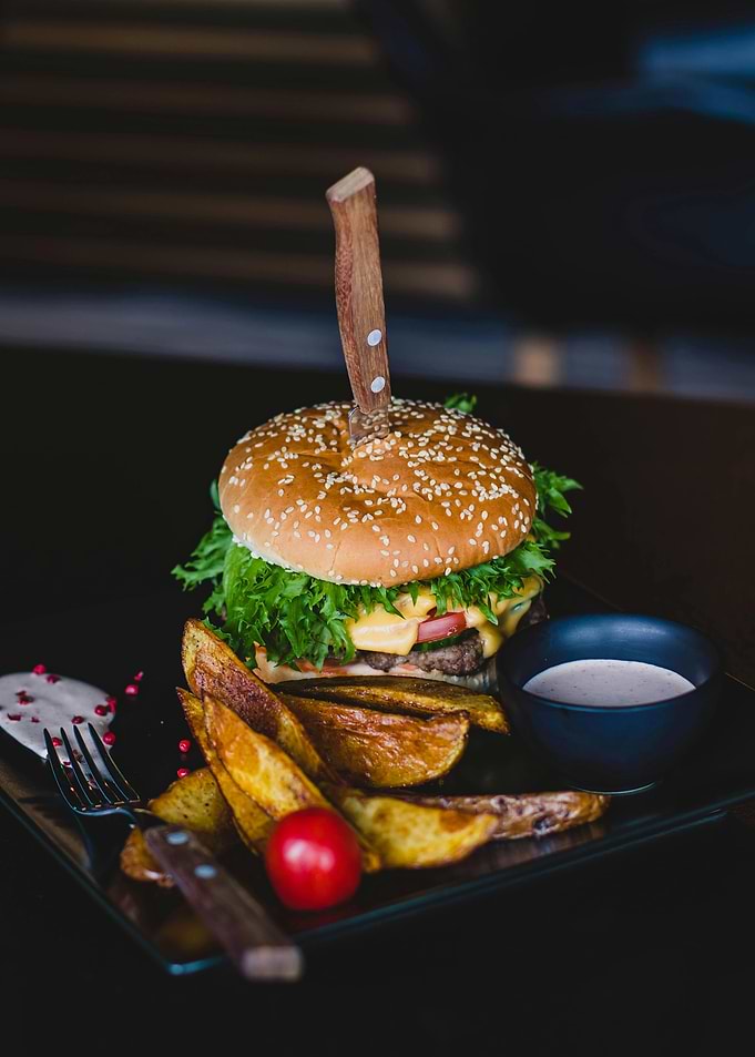 Juicy Burger with Fries