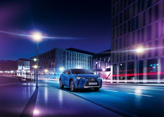 Lexus UX 300e Night Drive