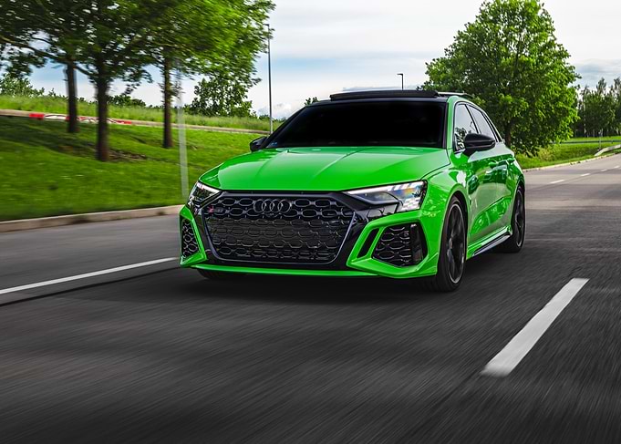 Green Audi RS3