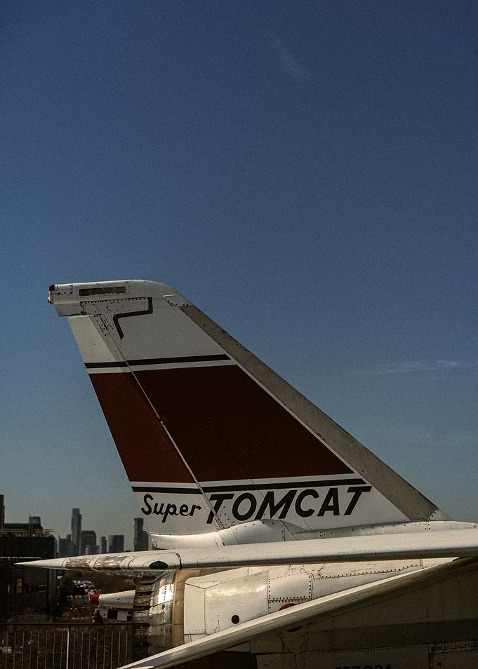 Super Tomcat Tail