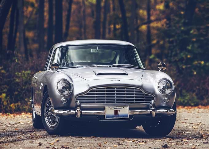 Silver Aston Martin DB5