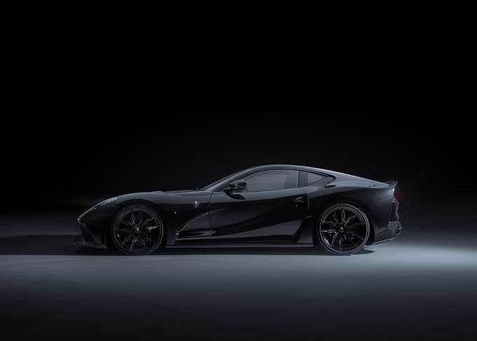 Black Ferrari SF90 Stradale