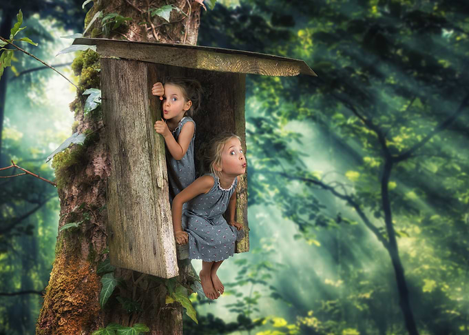Girls in Treehouse