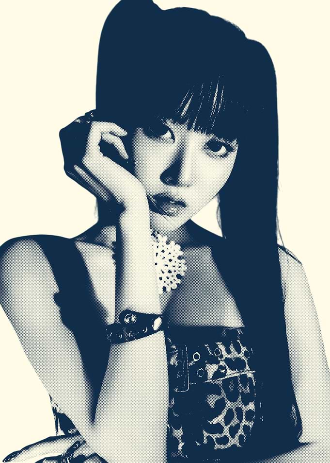 Sieun STAYC in Blue Tone