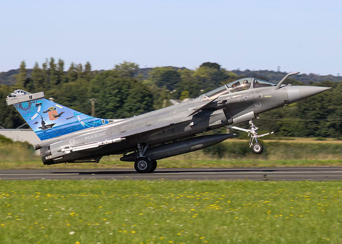 Rafale Landing