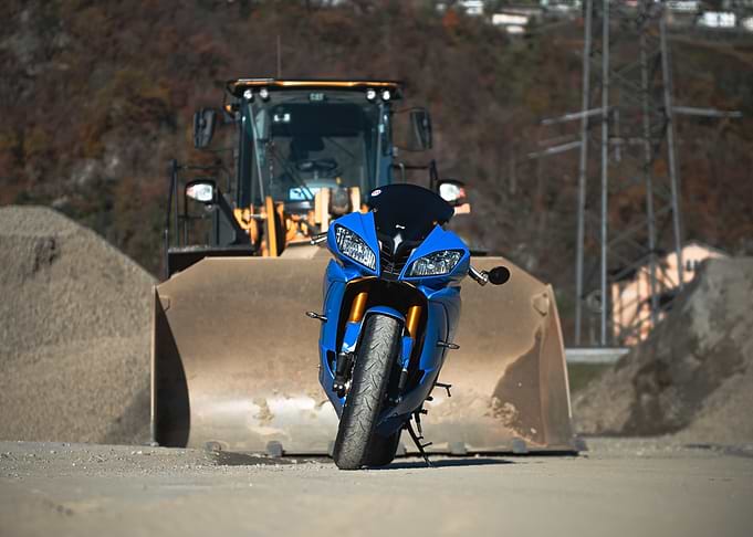 Yamaha r6