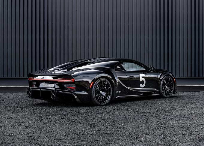 Black Bugatti Centodieci