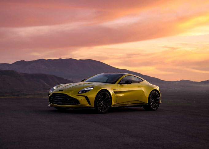 Aston Martin Vantage Sunset
