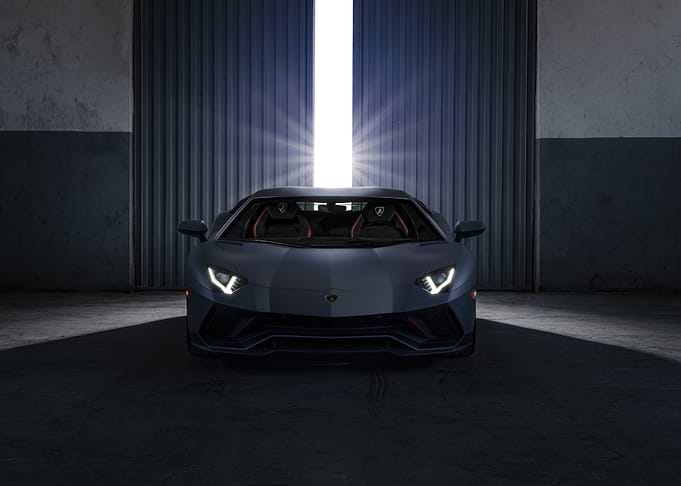 Lamborghini Aventador
