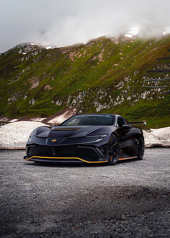 The Naran Hypercoupé in Mountains