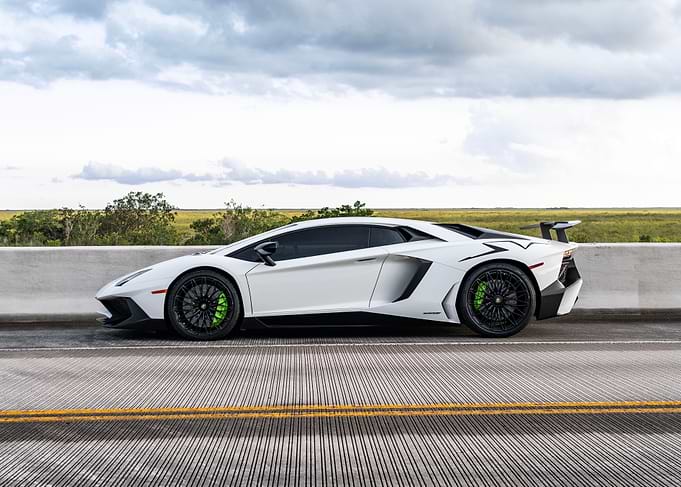 White Lamborghini Aventador