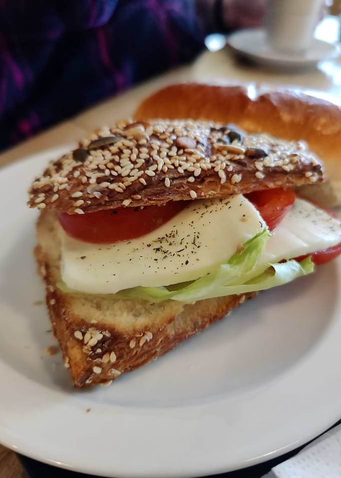 Sesame Seed Sandwich