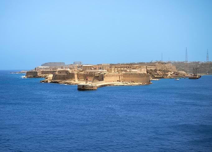 Fort Rikasoli guarding the Grand Harbour on Malta