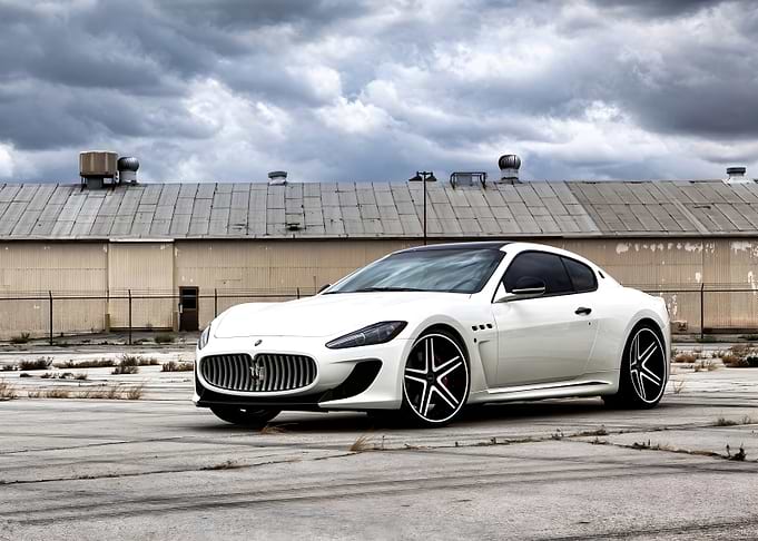 White Maserati GranTurismo