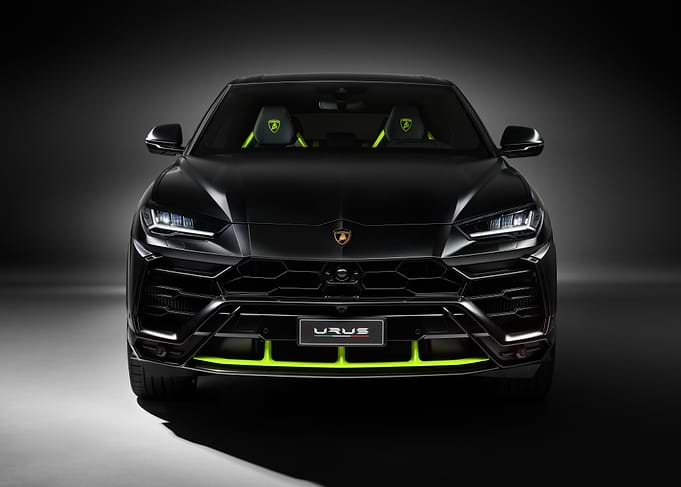 Black Lamborghini Urus