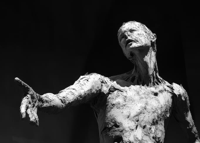 The Soul of Imperfection – A Sculptural Reflection