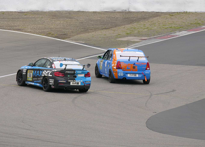 Dacia Logan On Track At The Nurburgring