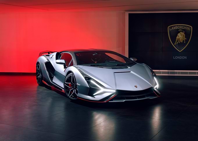 Lamborghini Countach LPI 800-4