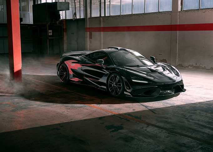 Black McLaren 765LT