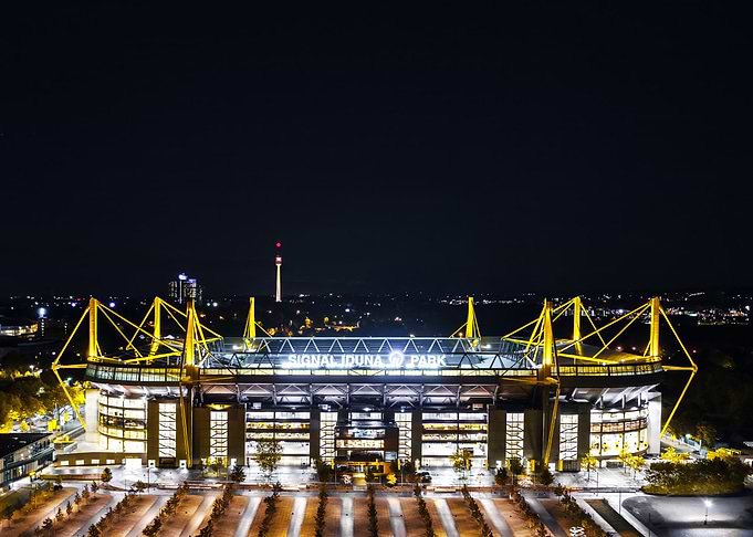 Signal Iduna Park Night View