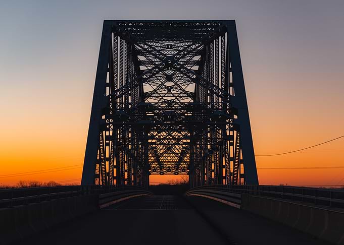 Chain of rocks bridge