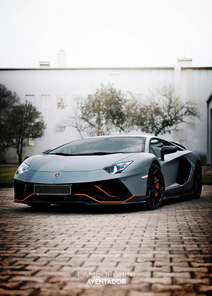 Lamborghini Aventador