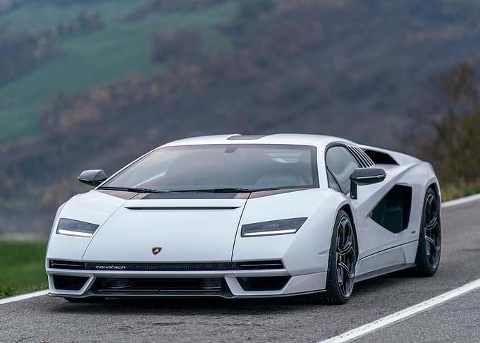 Lamborghini Countach LPI 800-4