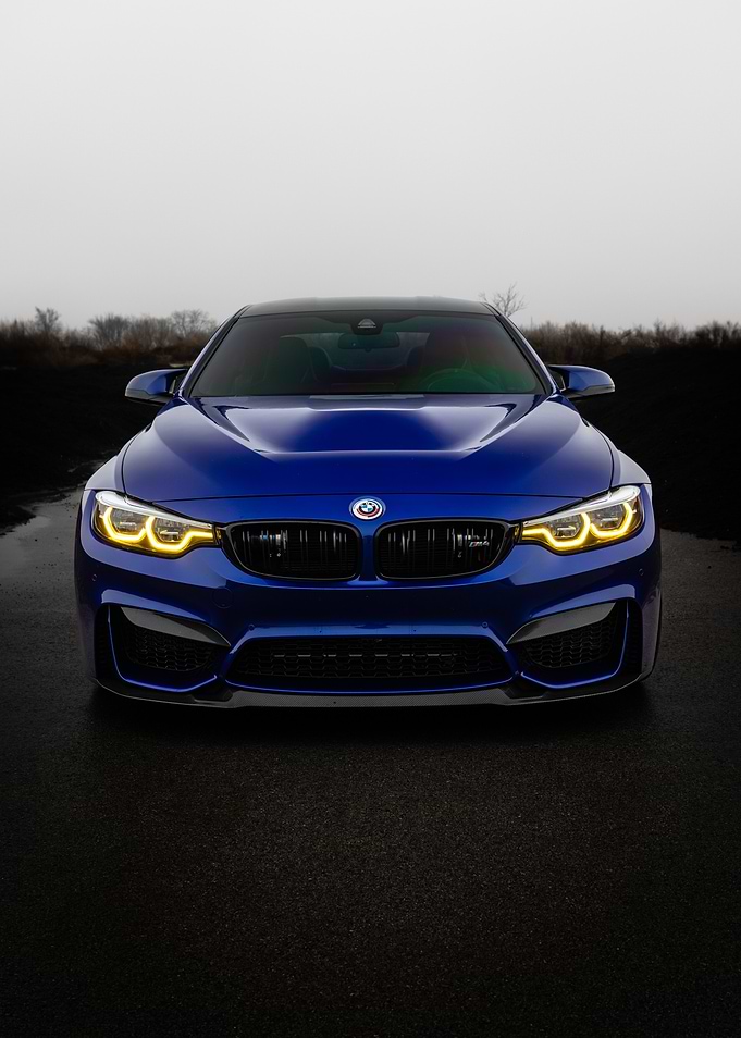 Blue BMW M4
