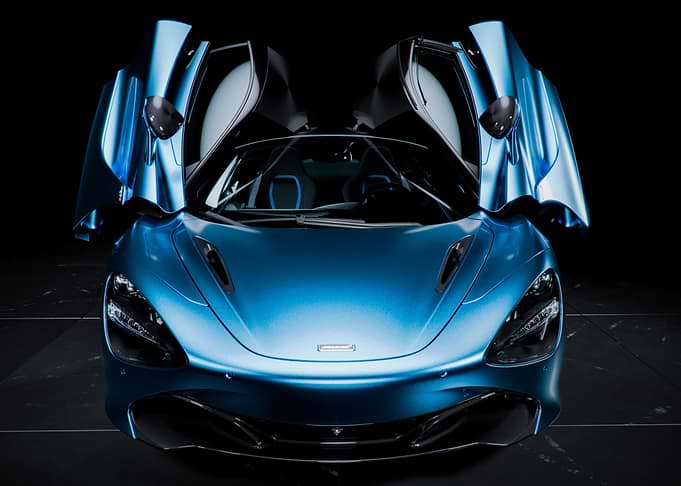 McLaren 720S Dihedral Doors