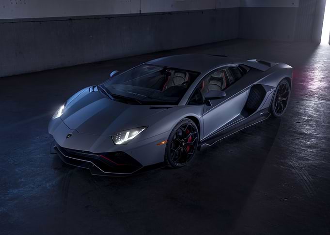 Lamborghini Aventador SVJ