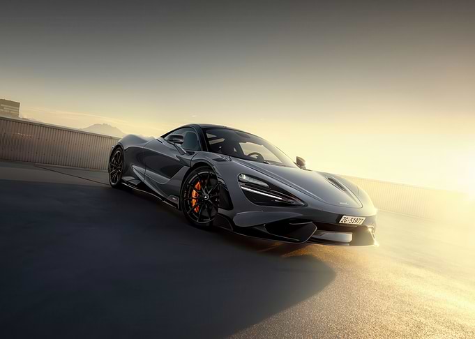 McLaren 765LT Supercar